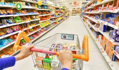 بلدية فنيدق تدعو التجار إلى الالتزام بتسعيرة المواد المدعومة وغير المدعومة