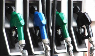 15% من صفيحة البنزين بسعر السوق: «المركزي» ينفض يده تدريجاً