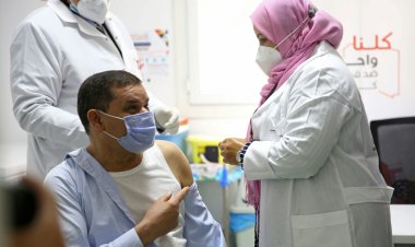 ليبيا تُطلق حملة التلقيح ضدّ كورونا