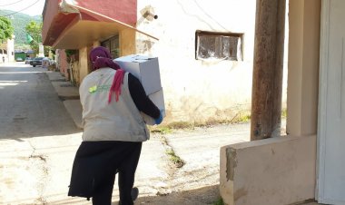 أهالي البيرة وبلديتها: لإعادة ما وزع من حمولة مساعدات باعتباره بضائع مهربة