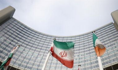 إيران تودع 2021 باحتجاجات