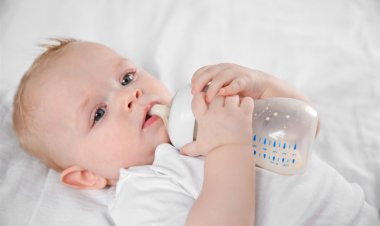 صرخة لتأمين حليب الأطفال: إرحموا من في الأرض يرحمكم من في السماء