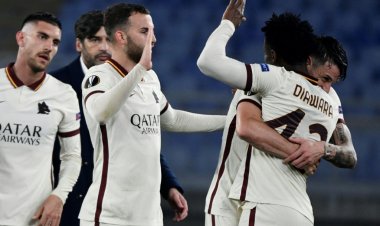يوروبا ليغ: روما يتعادل مع أياكس ويتأهل إلى نصف النهائي