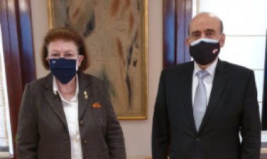 وهبه بحث مع وزيرة الثقافة اليونانية في التعاون الثقافي
