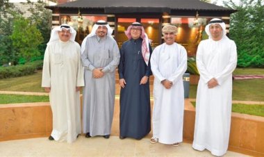مشاركة لافتة في إفطار أقامه السفير البخاري