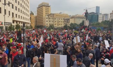 موظفو الادارات العامة في النبطية طالبوا بدفع بدل النقل