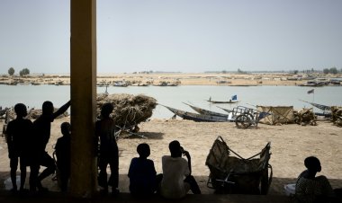 صيادو السمك في دلتا النيجر يدفعون ثمن نزاعات ومشاكل منطقة الساحل