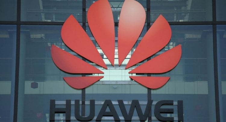 مؤسس "هواوي" يدعو موظفيه إلى التنويع في مواجهة العقوبات الأميركية