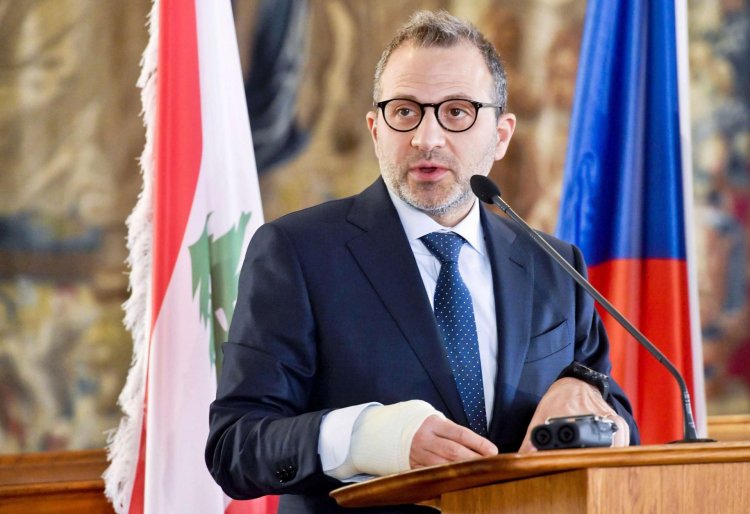 باسيل يضع  فيتو كهربائي على  المردة : كيف تعطى  الطاقة  لمن يحمي مُتوارياً؟