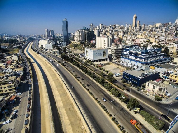 مواد مُسرطنة وعالية الخطورة في الأشرفية... وصعوبة بالغة في إيجاد مكان مناسب لتلفها