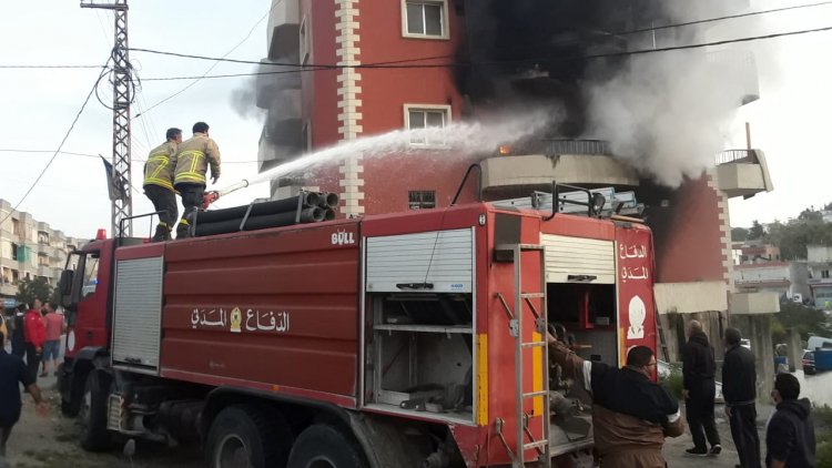 حريق داخل شقة  تسبّب بحالات اختناق بين أفراد العائلة