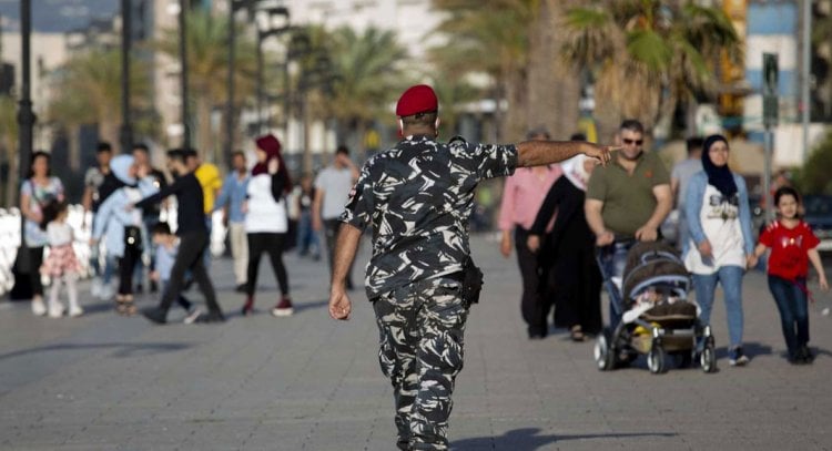 احذروا..من يخالف إجراءات التنقل غرامة مالية وسجن !