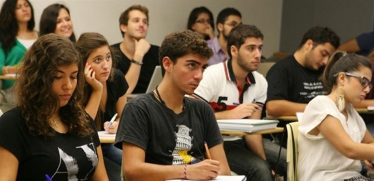 اللجنة الطالبية أكّدت استمرار التحرك أمام التربية غدًا
