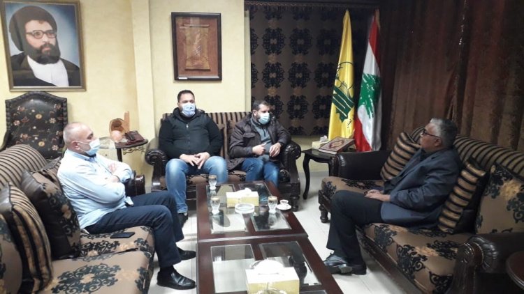 الحزب  عرض مع وفد من فلسطين حرة في صيدا للتطورات الفلسطينية واللبنانية