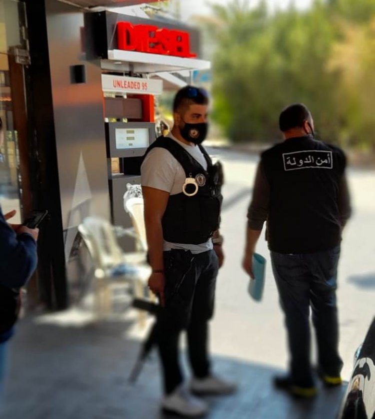 دوريات لأمن الدولة في الكورة منعا لاحتكار البنزين