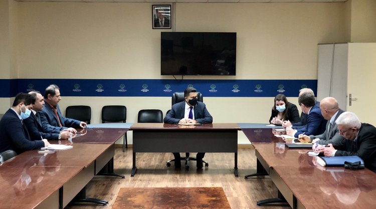 غجر بحث مع سفير روسيا في قطاع الكهرباء