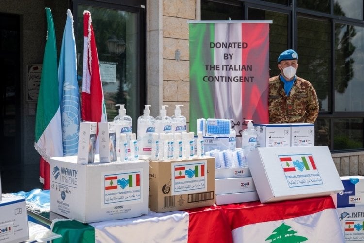 وحدات اليونيفيل في القطاع الغربي قدمت مستلزمات طبية للوقاية من الفيروس