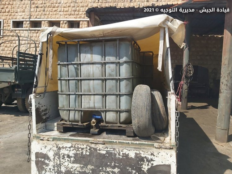 الجيش: احباط تهريب كمية من المحروقات والطحين الى سوريا وتوقيف 7 أشخاص