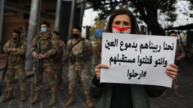 من الأطباء إلى المهندسين وحتى القضاة.. لبنان ينزف شبابه