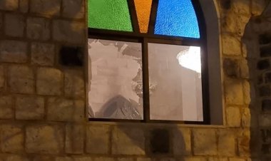 إلقاء قنبلة على مسجد في بلدة جناتا