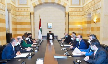 دياب ترأس اجتماعا للجنة الوزارية الاقتصادية لاستكمال درس البطاقة التمويلية
