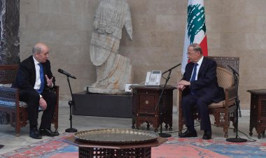 لودريان كرر مواقفه السابقة بالنسبة إلى عدم التزام الطبقة السياسية بما تعهدت به خلال زيارة ماكرون