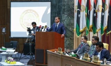 البرلمان الليبي يسحب الثقة من الحكومة