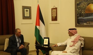 دبور استقبل بخاري وعرضا التطورات