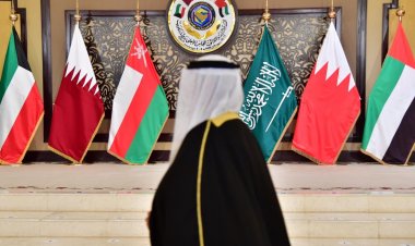 تطورات متسارعة.. الخليج يعود لمنع سقوط لبنان!