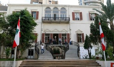 بيان  لوزارة  الخارجية حول تسجيل المغتربين