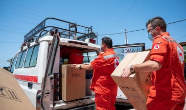 65 جهاز أوكسيجين من اليونيفيل للصليب الأحمر