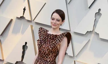 إيما ستون وإيما تومسون تتواجهان وسط مناخ موضة البانك في فيلم "كرويلا" من "ديزني"