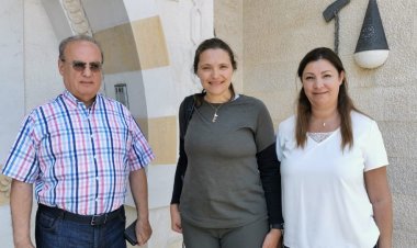 وهاب استقبل سفيرة الدانمارك وأولم على شرفها