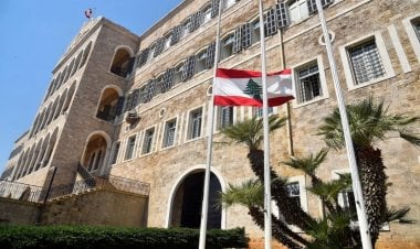 هل ينتظر الحريري نتائج التحرك الاميركي الفرنسي قبل حسم قرار الاعتذار او تشكيلة جديدة؟