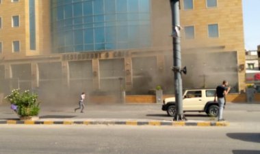 بالفيديو: اندلاع حريق في مطعم