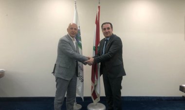 حواط عرض مع سفير اوكرانيا إصدار طوابع تذكارية لاغاتانغل كريمسكي وميخائيل نعيمة