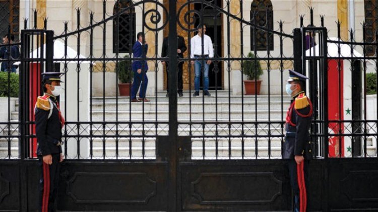هذه أسماء المرشحين الثلاثة  الذين قبلت المحكمة الدستورية في سوريا ترشحهم