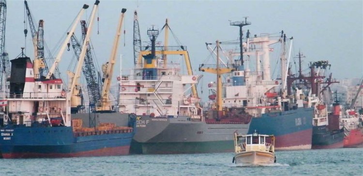 دبوسي طلب من البنك الأوروبي للتنمية تحصين مرفأ طرابلس وتطويره
