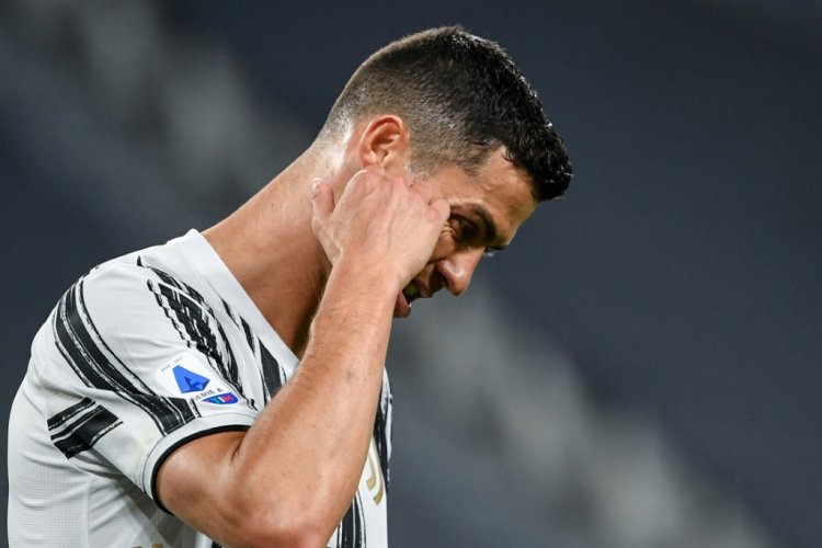 كريستيانو رونالدو يوقع على رقم مميز