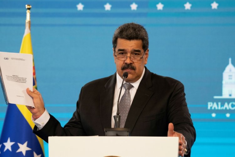 مادورو يؤكد "دعمه الكامل" للحكومة الكوبية في مواجهة التظاهرات