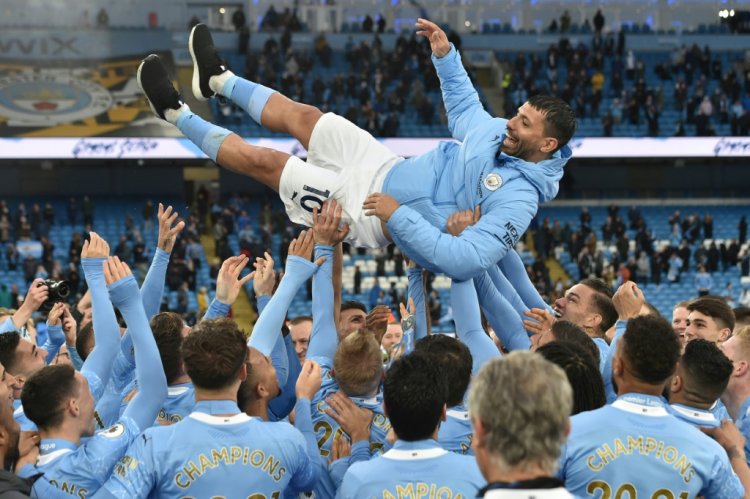 برشلونة يتعاقد مع أغويرو حتى 2023