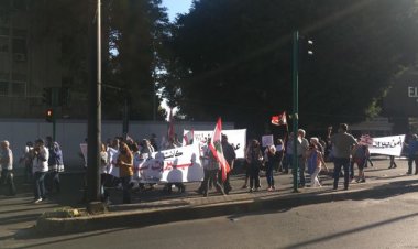 تظاهرة بيروت ما بتموت طالبت بالعدل والقضاء على النظام الطائفي وبناء دولة الحق الدستورية