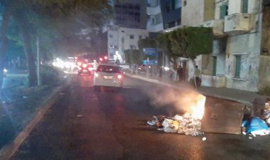 قطع الطريق عند تقاطع ايليا في صيدا احتجاجا على ارتفاع سعر الدولار
