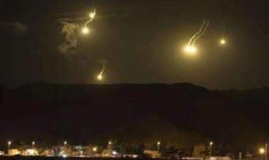 قنابل مضيئة فوق المنارة وحولا وتمشيط للبساتين بالقرب من السيج الشائك