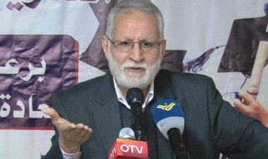 الموسوي: ما تعنيه أنت ليس بحق ما دام حزب الله ساكتا عنه