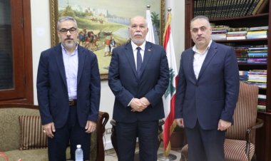 السفير الفنزويلي عرض ورئيس بلدية الغبيري الأوضاع