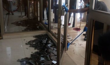 بالفيديو.. تكسير بمستشفى المظلوم في طرابلس بعد رفض ادخال سيدة