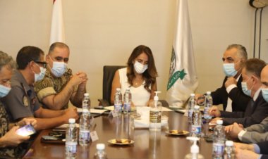 اجتماع طارئ في وزارة الدفاع للمعنیین في القطاع الصحي… إليكم التفاصيل