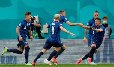 كأس أوروبا: بولندا ليفاندوفسكي تبدأ مشوارها بالسقوط أمام سلوفاكيا