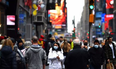 رفع آخر قيود احتواء كورونا في ولاية نيويورك بعد تخطي نسبة البالغين الملقّحين 70 بالمئة